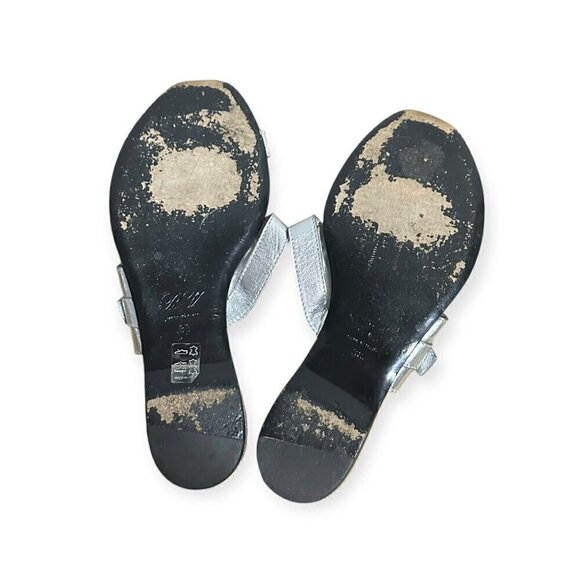 Roger Vivier Silver Toe Ring Thong Flat Sandals, Size 38EU - Picture 8 of 13